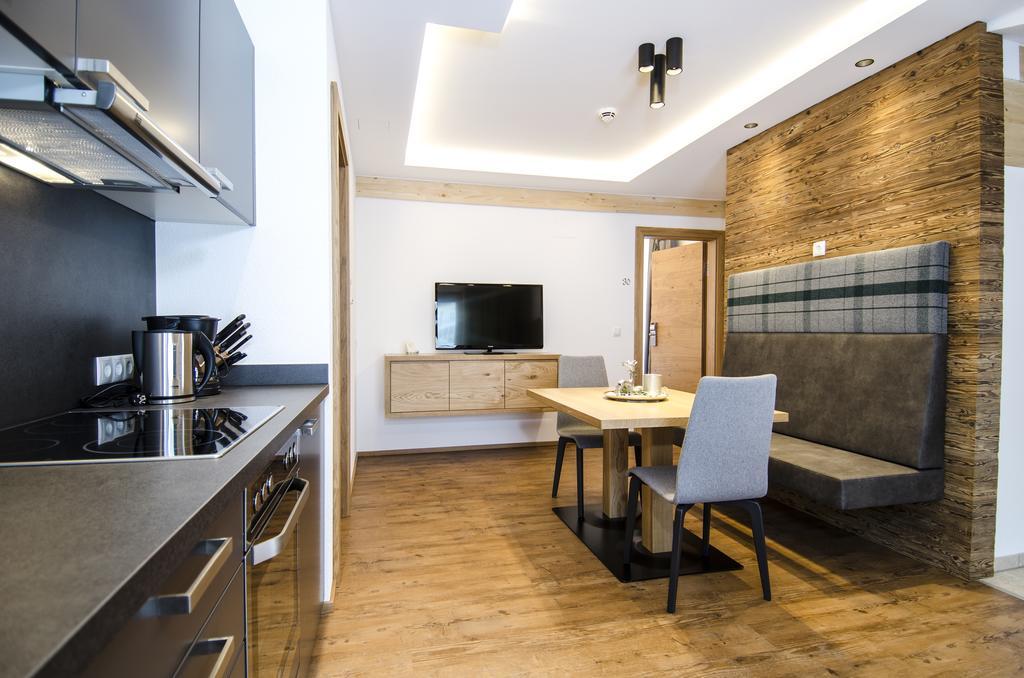 Hotel Garni Persutt อิสชเกิล ภายนอก รูปภาพ