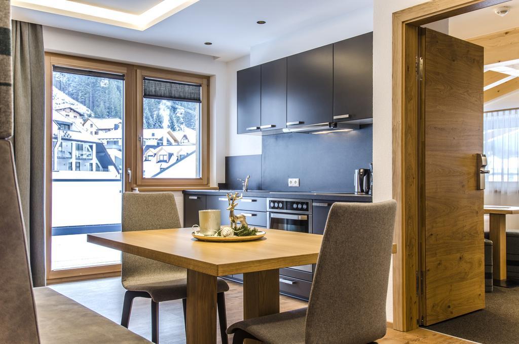 Hotel Garni Persutt อิสชเกิล ภายนอก รูปภาพ